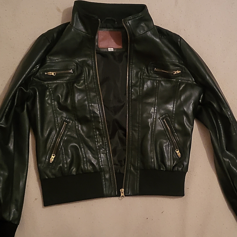 Women's faux leather bomber jacket
